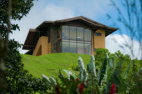Arenal Lodge